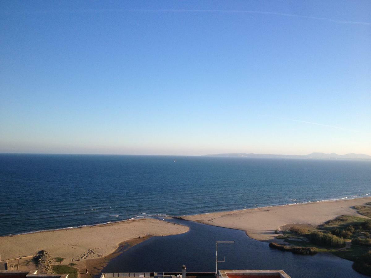Holidays P14 Sea View Емпуриабрава Екстериор снимка