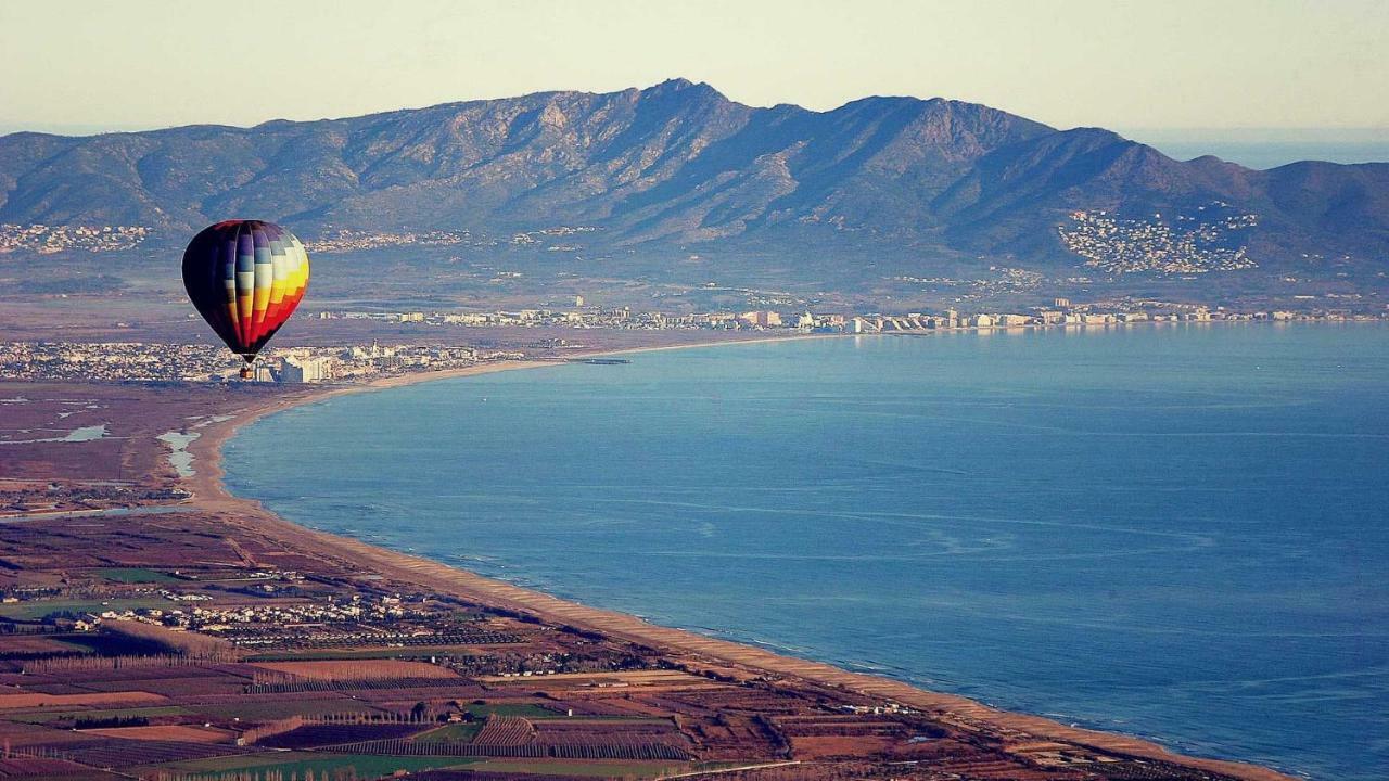 Holidays P14 Sea View Емпуриабрава Екстериор снимка